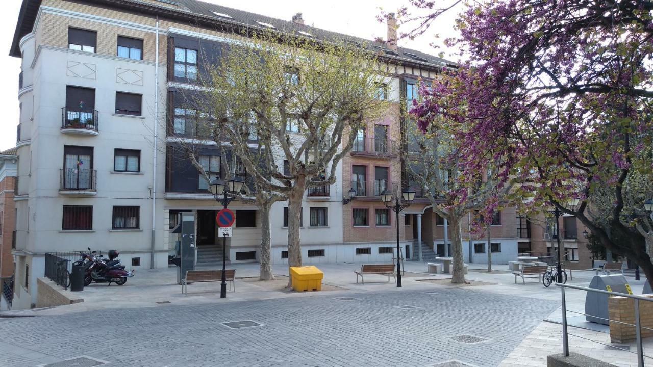 Almu Appartement Huesca Buitenkant foto